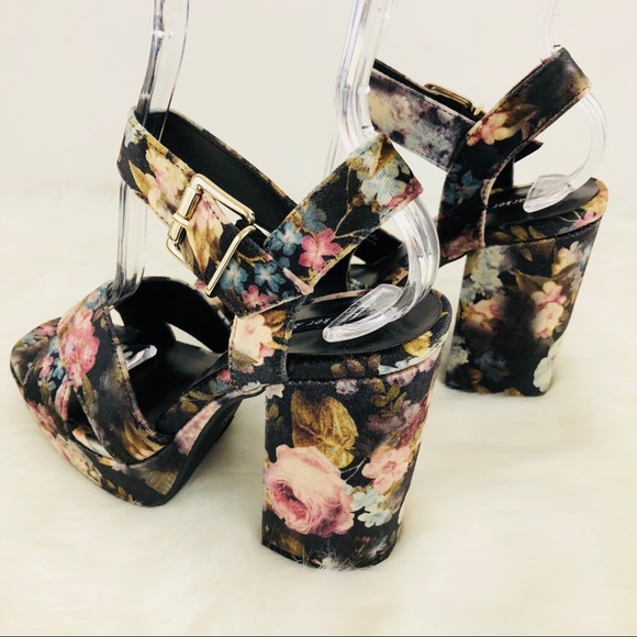 Parker & Sky Velvet Floral Chunky Platform Heels - Picture 4 of 6